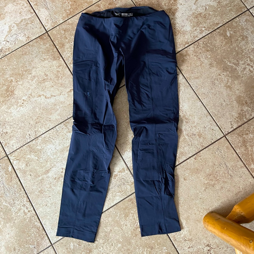 Womens Arc’teryx pants